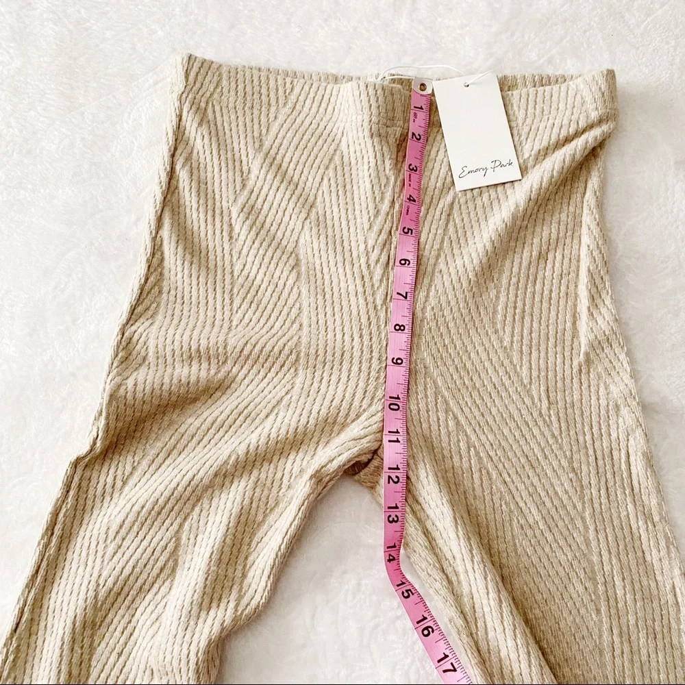 NWT Lulu’s Emery Park Knitted Parted Hem Leggings - Picture 7 of 16